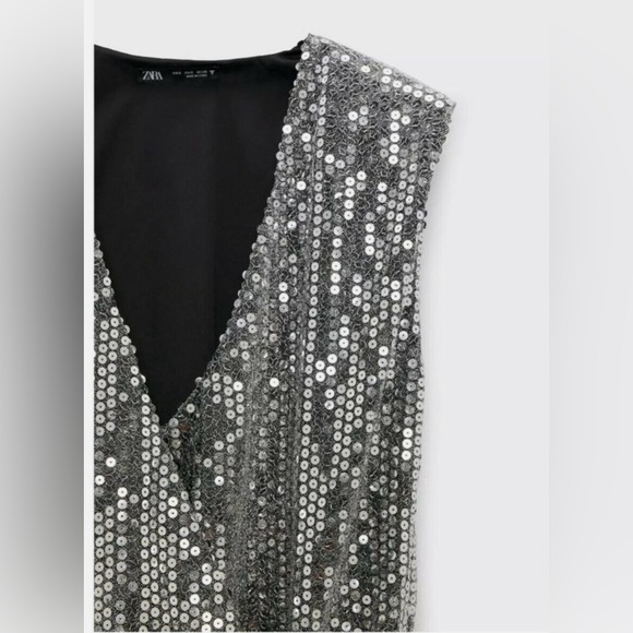 ZARA Drapped Wrap Silver a neck Sequin Shoulder Padded Deess - Picture 3 of 9